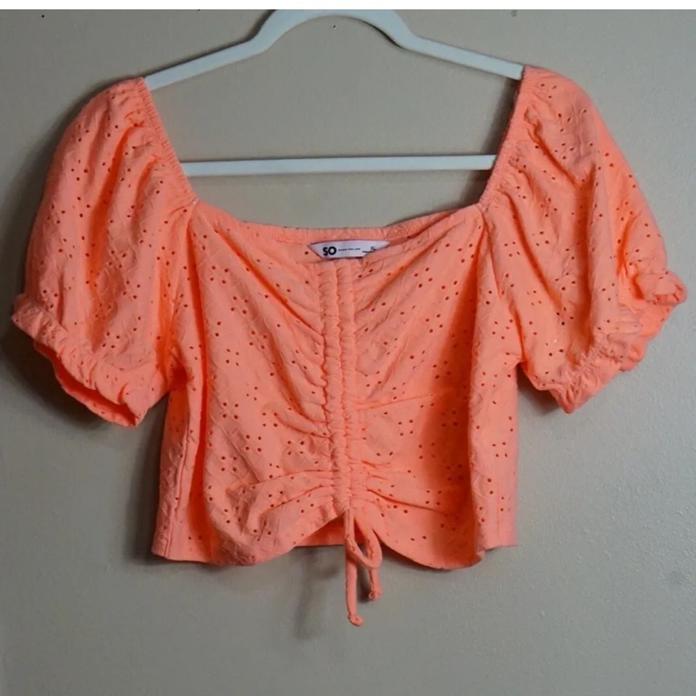 NWT PUFF SLEEVE CROP TOP TEENS